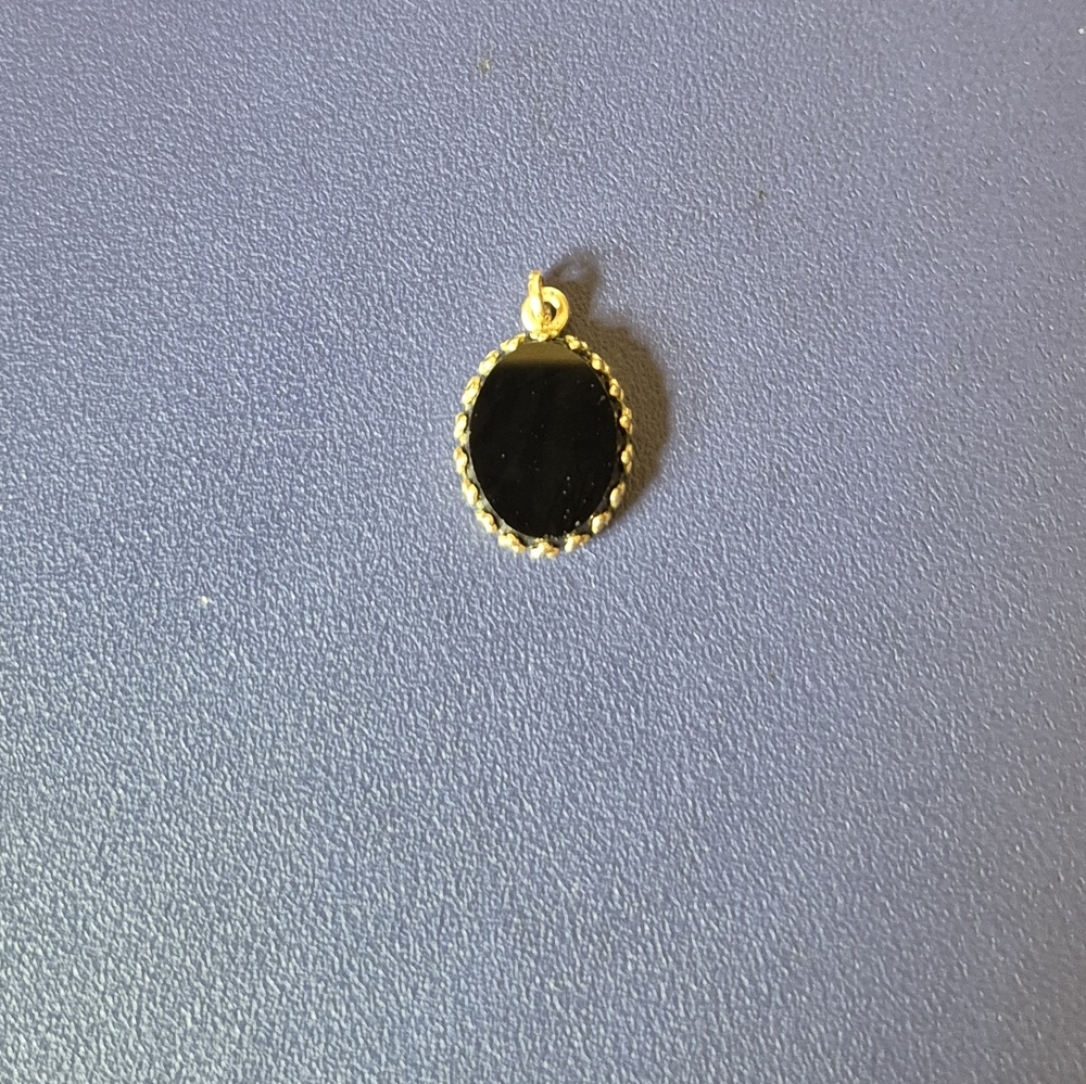 Vintage Black Onyx Pendant